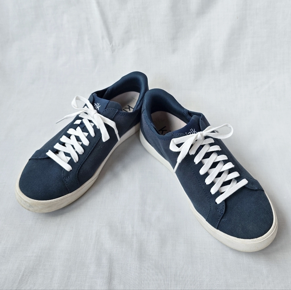 Kizik▪️Unisex Irvine Sneaker in Tidepool 9W Womens/ 7.5W Mens